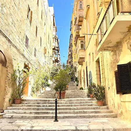 Διαμέρισμα Modern 2br Flat In By Arco Collection