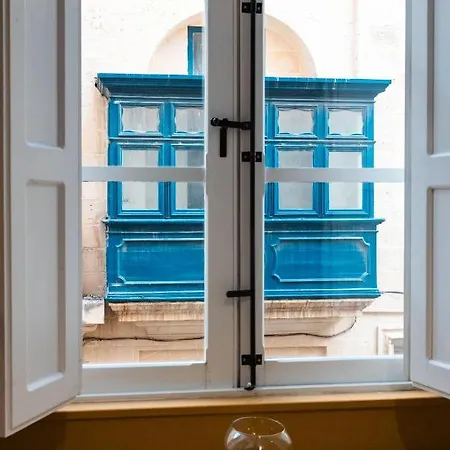 Daire Modern 2br Flat In By Arco Collection