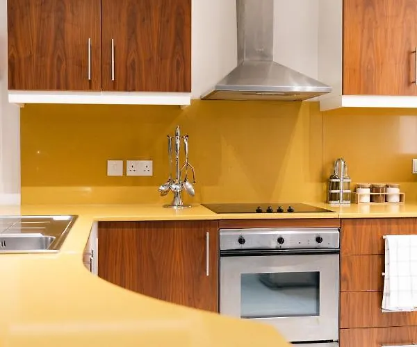 Appartamento Modern 2br Flat In By Arco Collection *