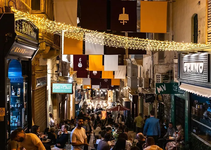 Modern 2br Flat In By Arco Collection 公寓 *