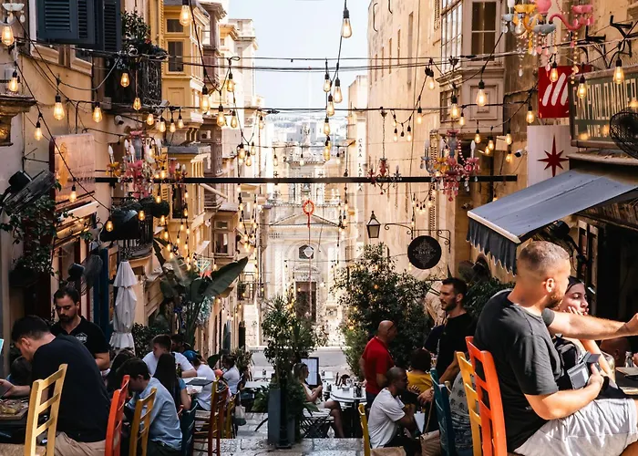 公寓 Modern 2br Flat In By Arco Collection