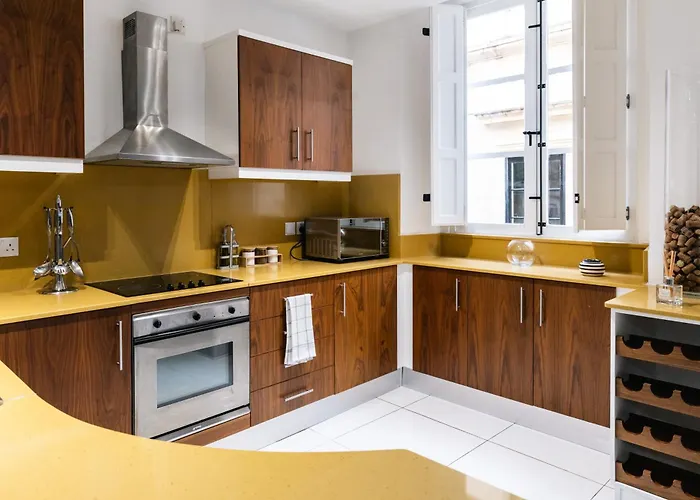 Modern 2br Flat In By Arco Collection Appartamento